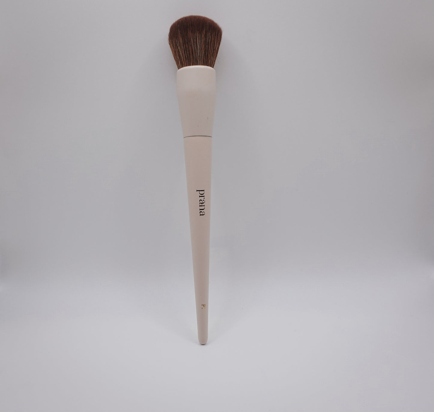P1 Smooth Base Foundation Brush